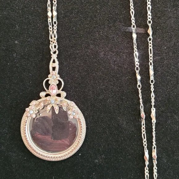 Silvertone Magnifying Glass Crystal Pendant Necklace - Picture 2 of 5